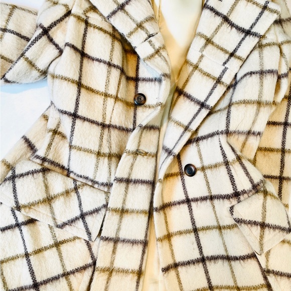 Vintage Pure Wool Peacoat - Double Breasted. - Picture 9 of 11